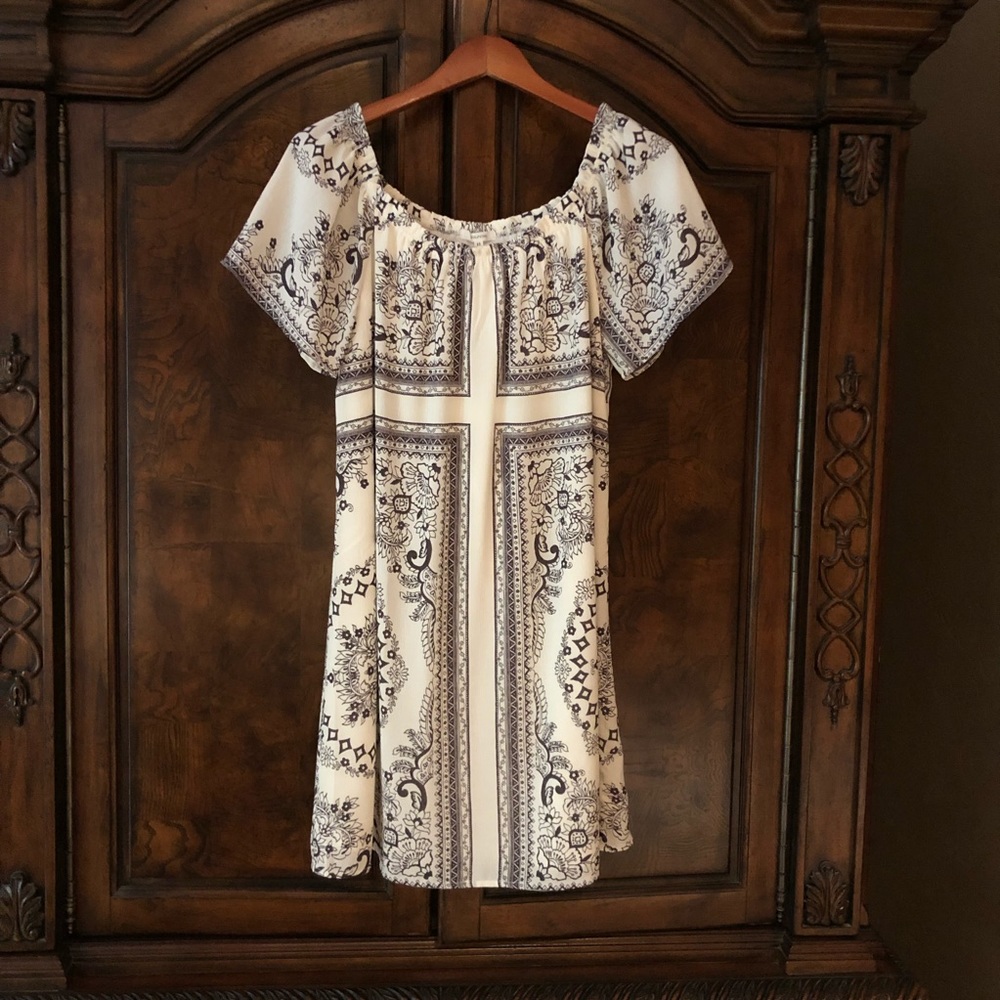 OFF SHOULDER DRESS